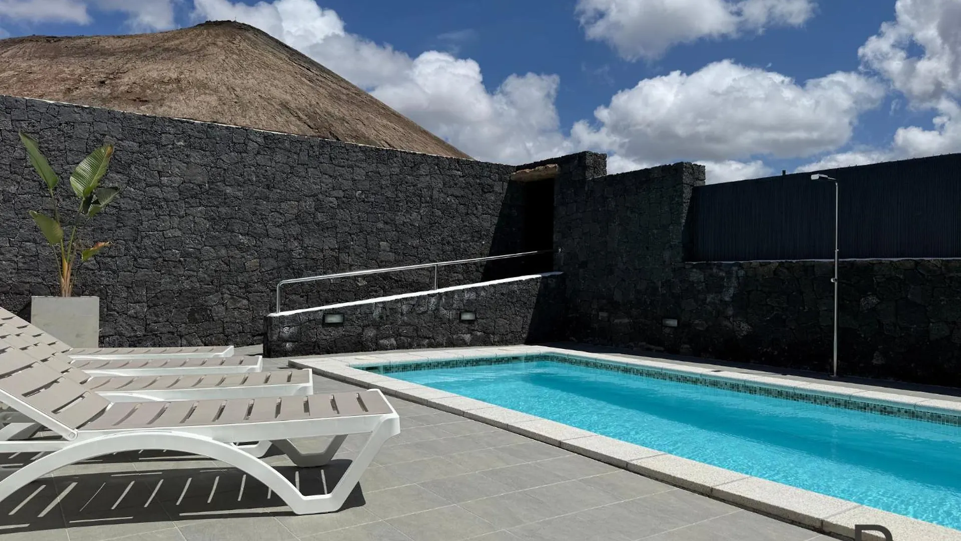 Villa El Rofero ティナホ スペイン